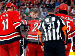 Islanders Hurricanes Hockey