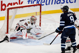 Blackhawks Jets Hockey