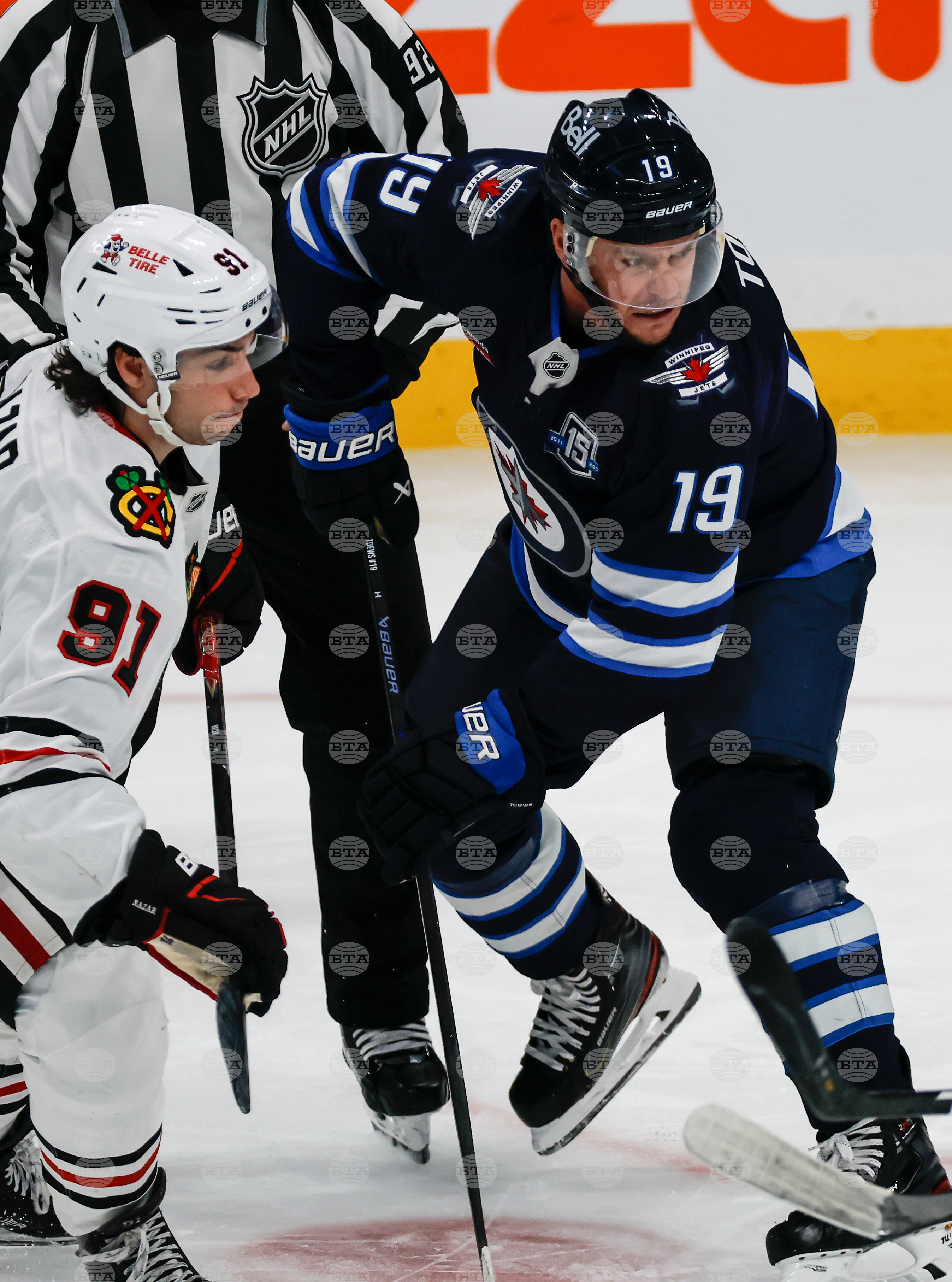 Blackhawks Jets Hockey