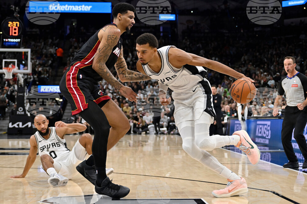 Heat Spurs Basketball