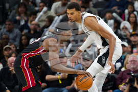 Heat Spurs Basketball