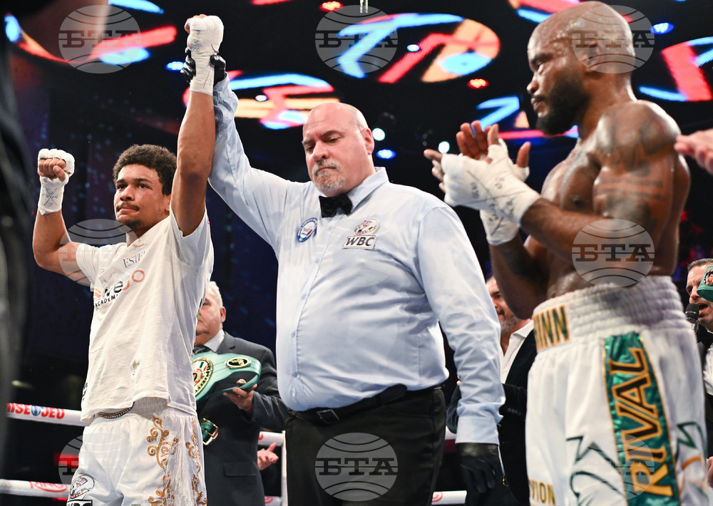 Mathieu Phinn Boxing