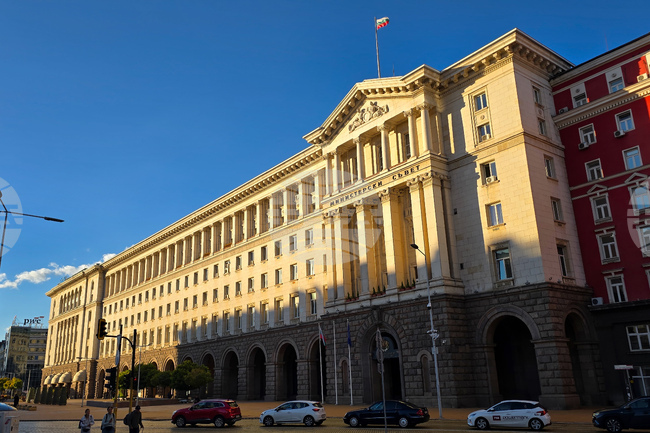 Предложение до парламента за ратифициране на договор с Европейската инвестиционна банка, свързано с еврофондовете, ще разгледа правителството 