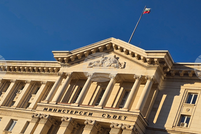 Енергийната сигурност и сътрудничеството в тази област обсъдиха премиерът Росен Желязков и президентът на Украйна Володимир Зеленски