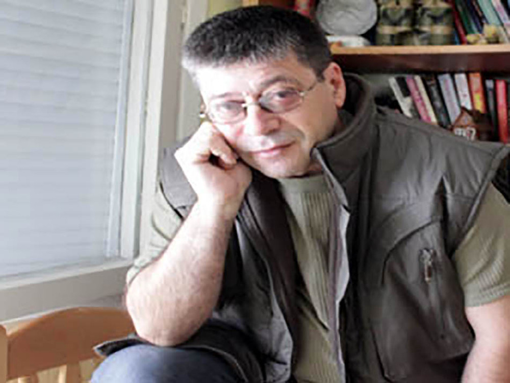 Петдесет карикатури показва Живко Тенев-Gissen в единадесетата си изложба за тази година