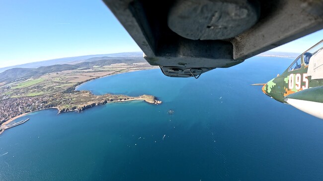 Министерство на отбраната: Екипажи на самолети Су-25 проведоха морска подготовка