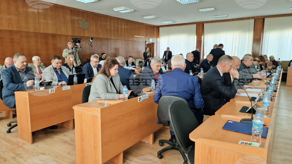 Общинските съветници в Шумен утвърдиха състава на временна комисия по процедурата по избор на обществен посредник