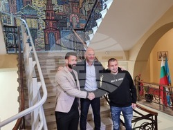 Локомотив - Ботев - среща