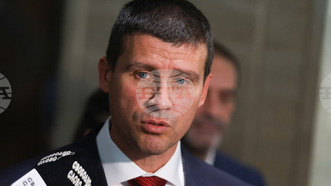 Velichie MPs to Follow New Strategy in Parliament