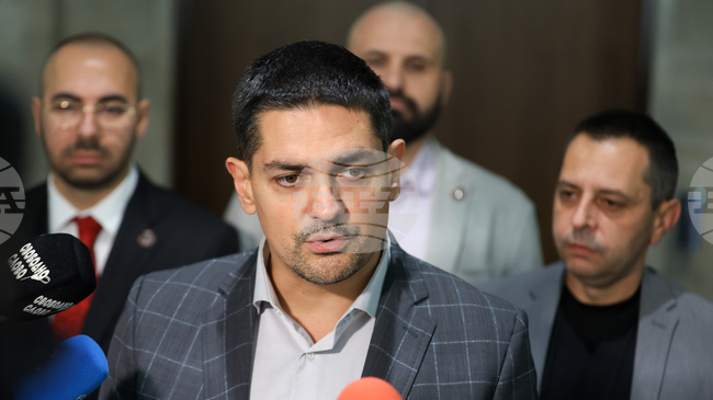 Young Doctors Will Not Receive Pay They Expect - MECh Leader 