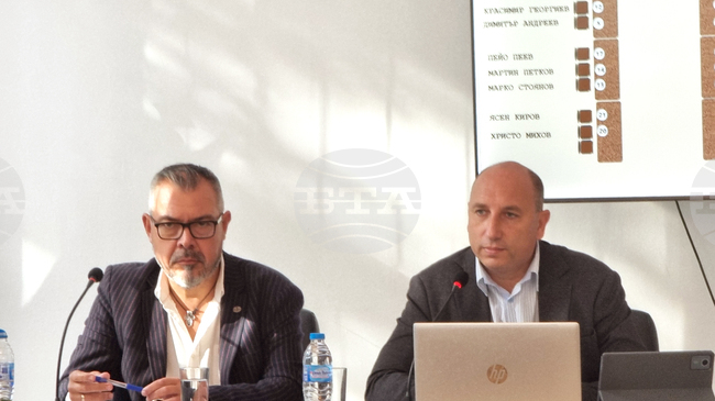 Изграждане на път за достъп на противопожарни автомобили и ремонт на спортен комплекс предвиждат два нови проекта на Община Тунджа