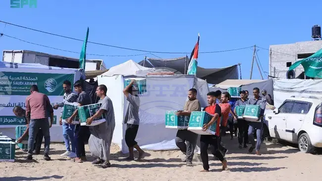 СПА: Саудитска Арабия достави хранителна помощ за разселени семейства в Хан Юнис в Газа