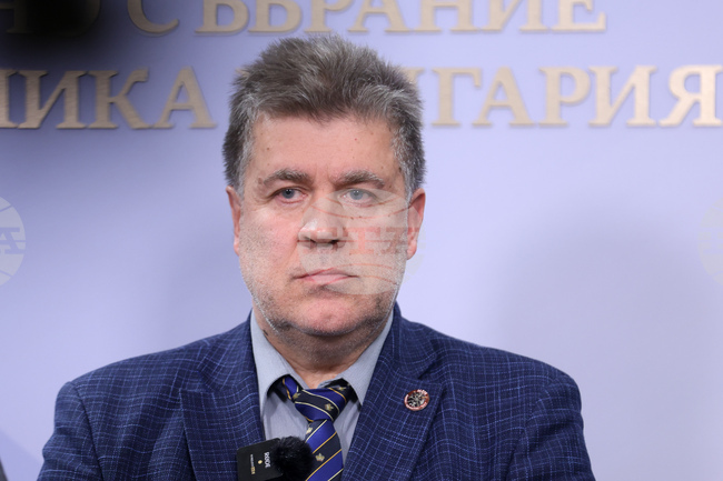 ПГ МЕЧ настоява за изслушване на председателя на ДАНС, премиера и ресорните министри за ситуацията с горивата