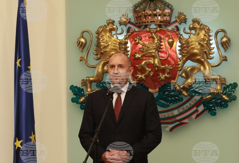 Румен Радев - изявени български културни дейци - награждаване