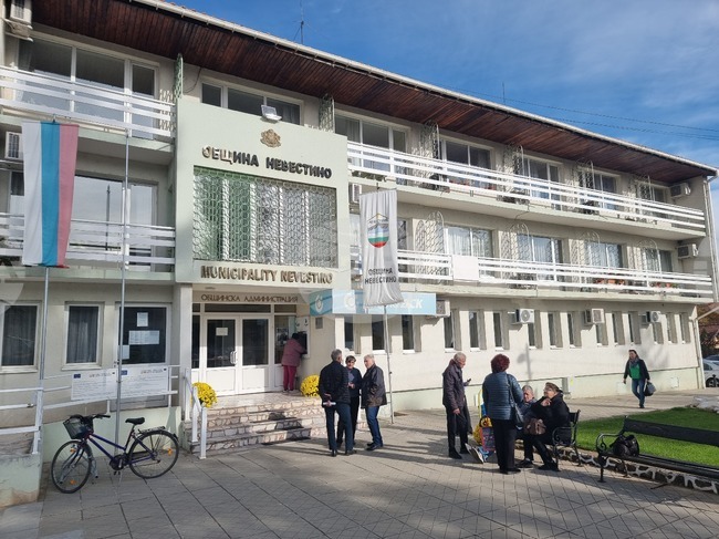 Общинските съветници в Невестино актуализираха разпределението на средствата за капиталови разходи на Общината за 2025 г.