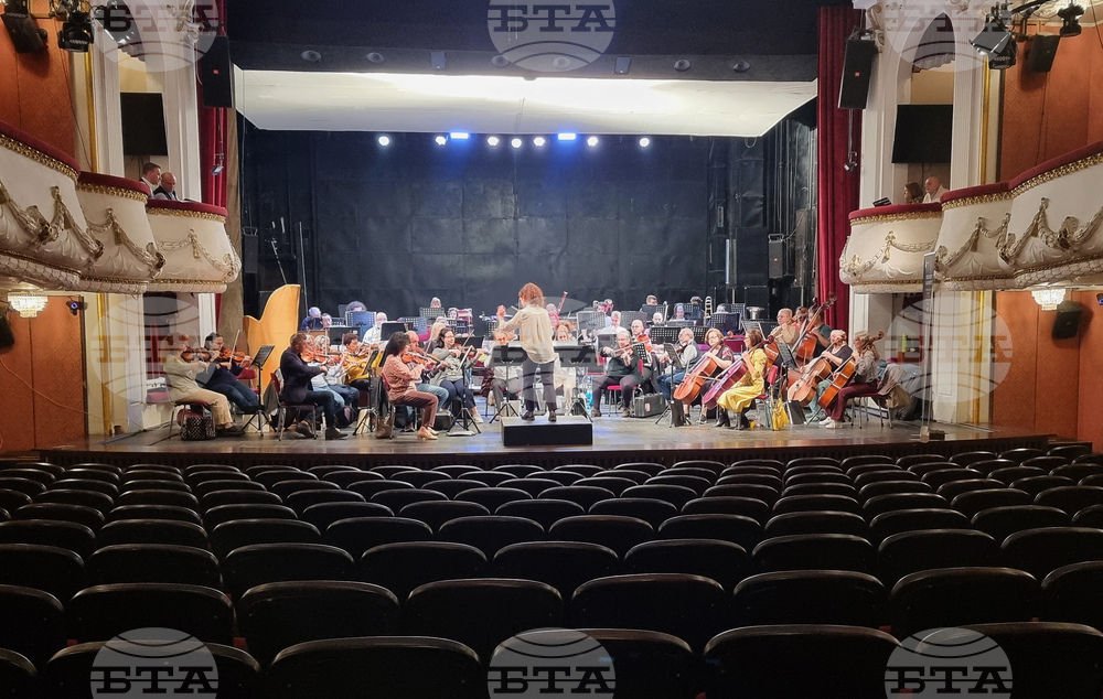 Млади диригенти от седем страни участват във втория международен конкурс „Маестро Борислав Иванов“ във Варна