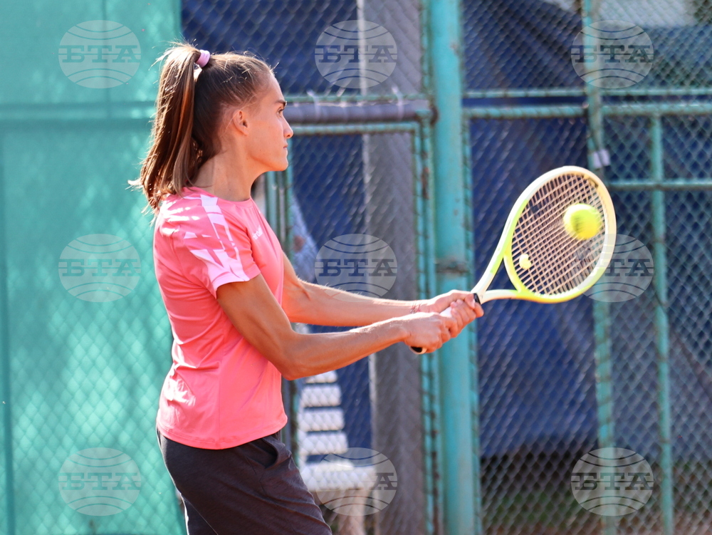 Денислава Глушкова отпадна във втория кръг на сингъл на турнир по тенис в Ираклион