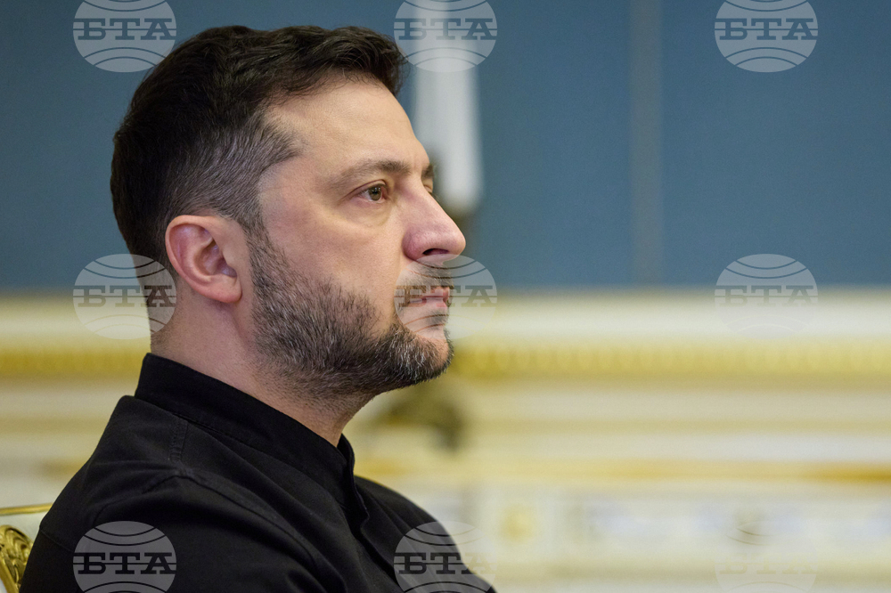 Зеленски подписа укази, с които налага санкции срещу хора, работещи за руската военна промишленост и пропаганда