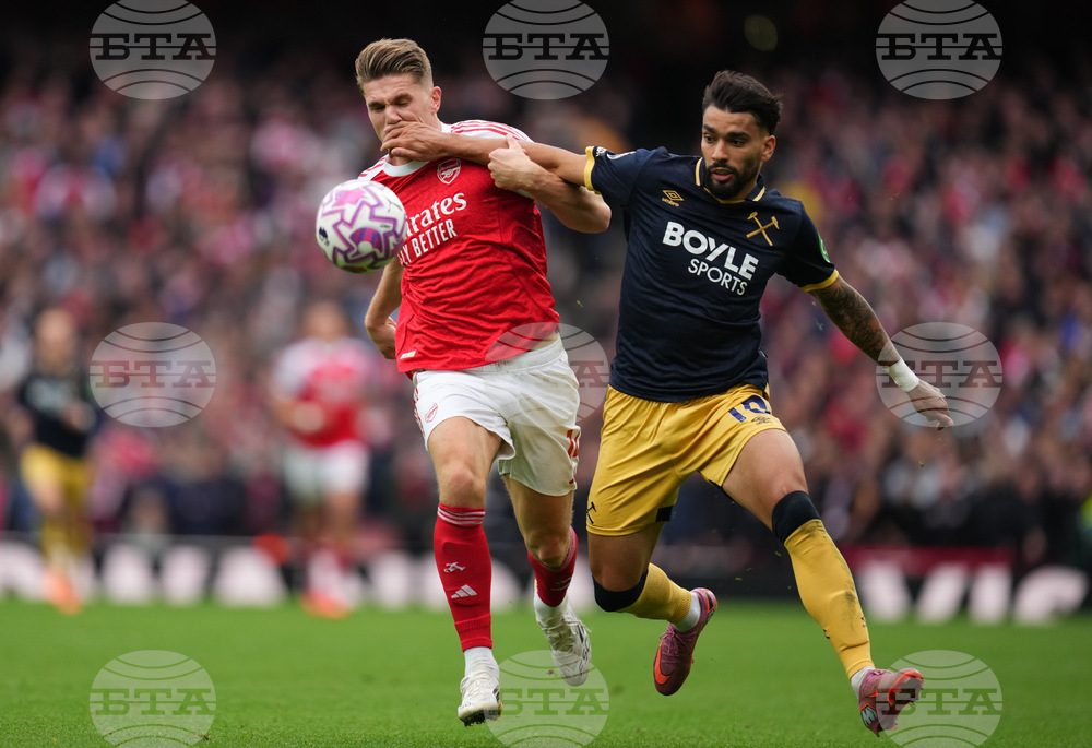 Soccer Paqueta Charges