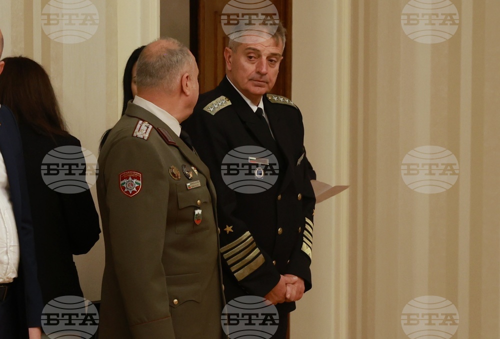 Румен Радев - Ден на народните будители - Почетен знак на президента - културни дейци - церемония