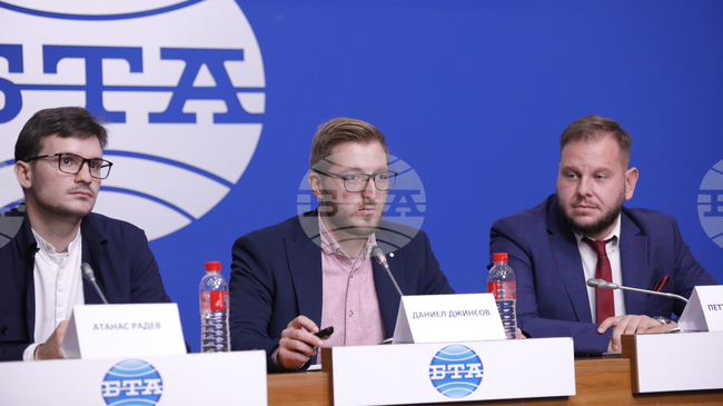 България за последните 10 години е инвестирала около 50 млн. евро в младите хора, каза зам.-министърът на младежта и спорта Петър Младенов