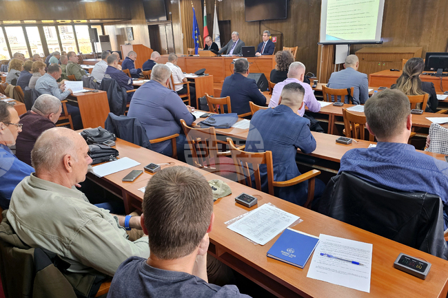 Отговорните институции отчетоха, че Русе и областта са готови за предстоящия зимен сезон