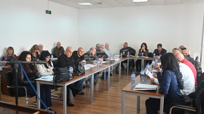 Общинският съвет в Лом разреши на местната администрация да кандидатства пред европейските фондове за подкрепа на талантливи деца