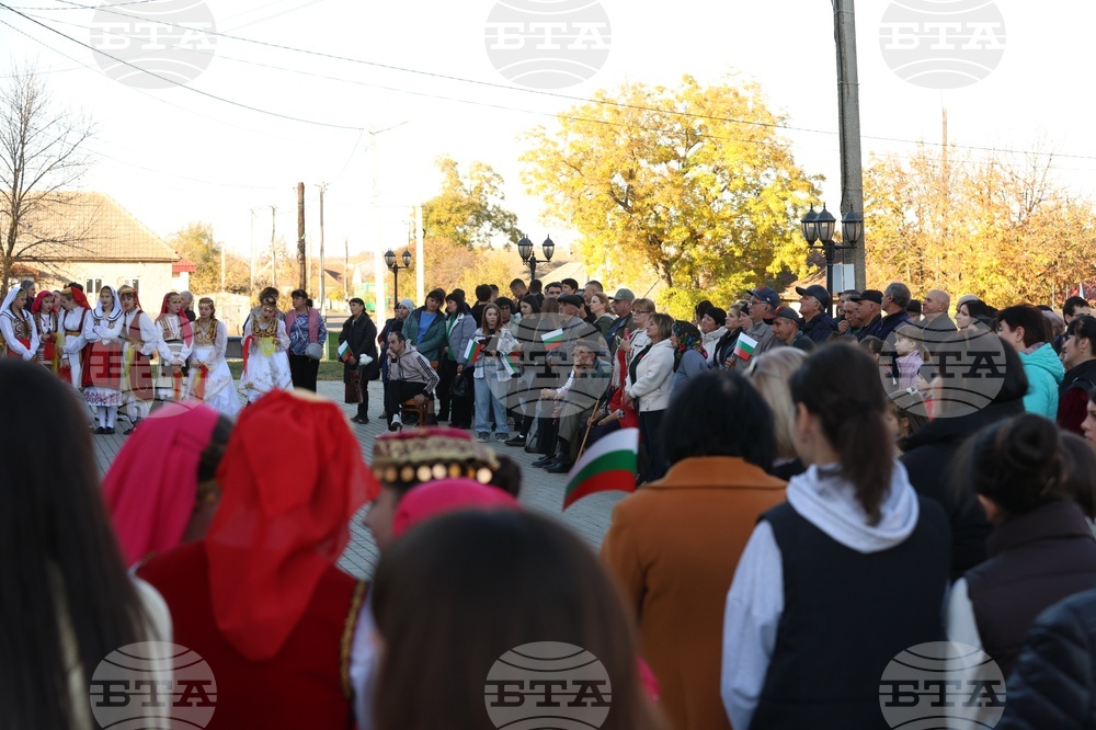 Украйна - Село Василевка - празник