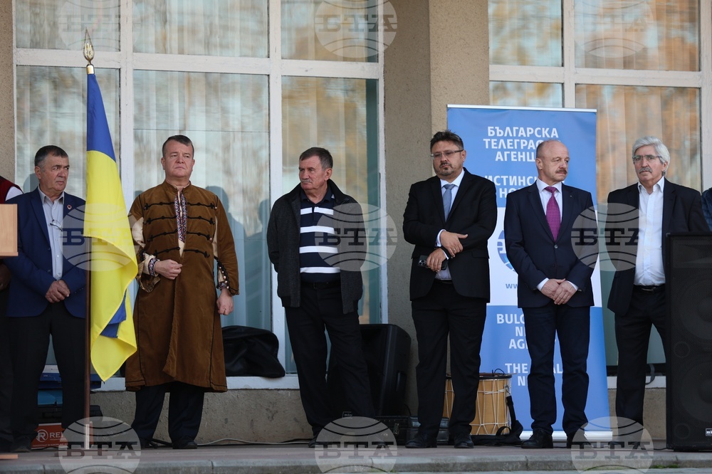 Украйна - Село Василевка - празник