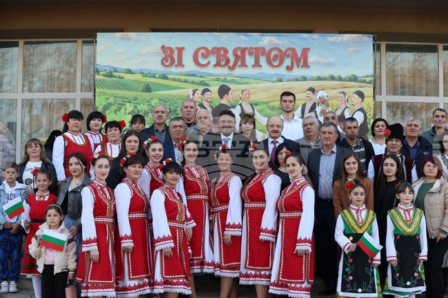 Украйна - Село Василевка - празник