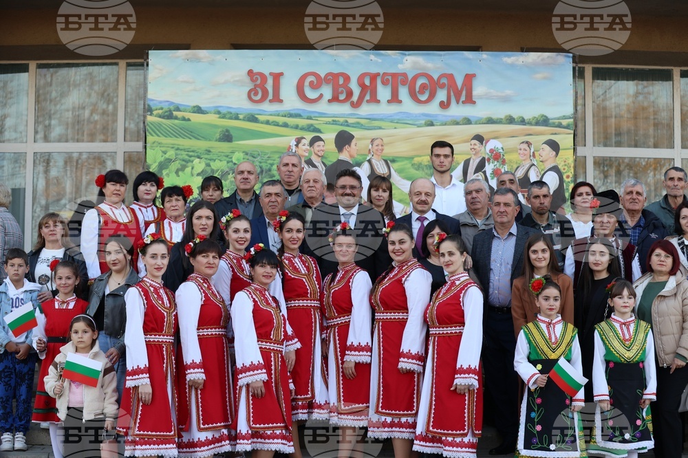 Украйна - Село Василевка - празник