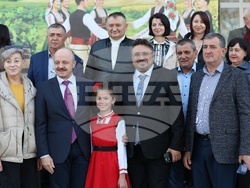 Украйна - Село Василевка - празник