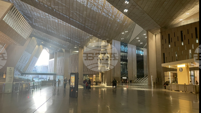 Слънчева пътека, “мумификационни растения”, екологична устойчивост - архитектурната магия на Големия египетски музей