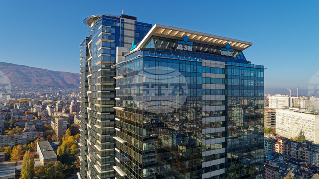 Национални будители "оживяват" в кампания, посветена на приемането на еврото