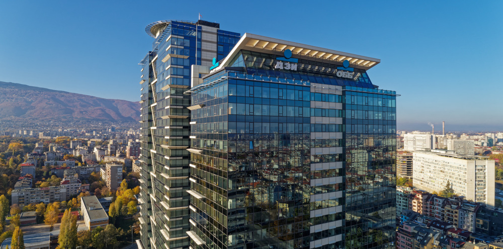 Национални будители "оживяват" в кампания, посветена на приемането на еврото