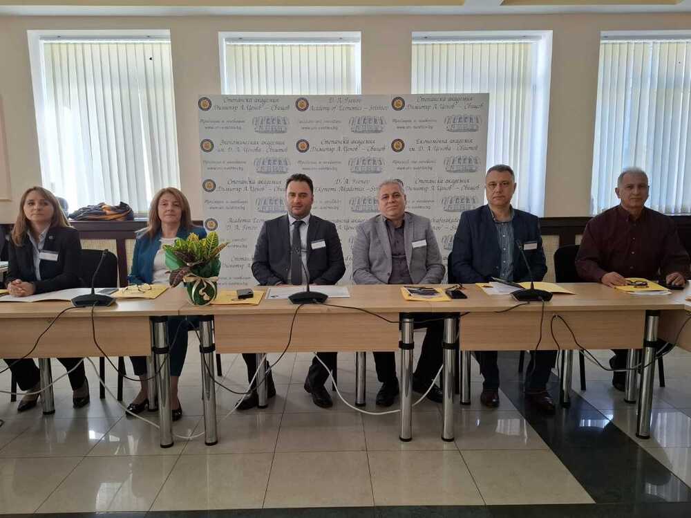 Катедра „Обща теория на икономиката“ към Стопанската академия в Свищов отбеляза своята 75-годишнина с кръгла маса