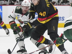 Wild Canucks Hockey