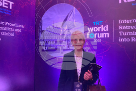 Турция - Истанбул - Световен  форум на Турската национална телевизия и радио