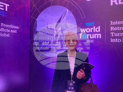 Турция - Истанбул - Световен  форум на Турската национална телевизия и радио