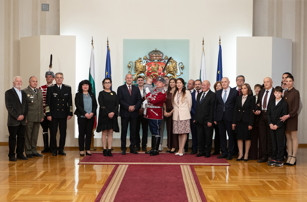 Румен Радев: Със своя труд, талант и достойнство българските културни дейци олицетворяват огромния потенциал на България и са пример за младите хора 