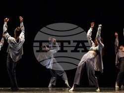 Балет „Арабеск“ представя XII издание на конкурса за съвременна хореография върху българска музика „Маргарита Арнаудова“. Снимка: Балет „Арабеск“