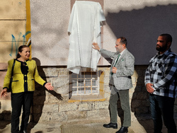 Враца - Барелеф на Димитраки Хаджитошин - откриване