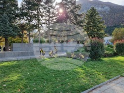 Враца - Спортен клуб "Ритмика" - паметник на Христо Ботев - инициатива