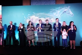 Граждански форум „България - път от кръстопът“