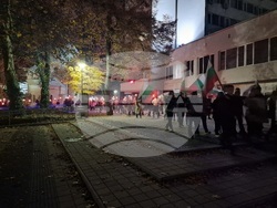 Перник - „Седмица на будителите“ - ученици - факелно шествие