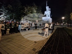 Перник - „Седмица на будителите“ - ученици - факелно шествие