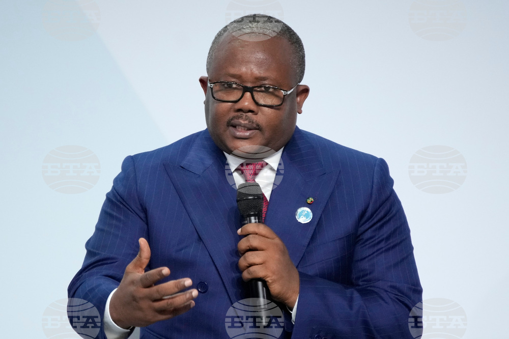 Президентът на Гвинея-Бисау е арестуван и с него се отнасят добре, каза офицер от армията