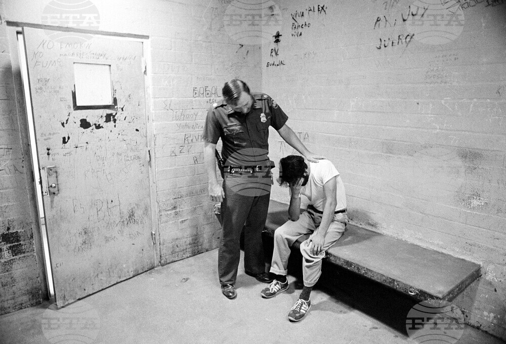 Reagan Deporting Immigrants