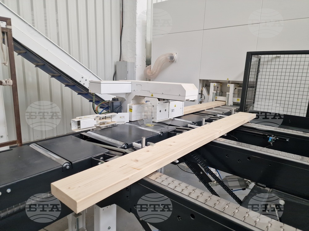 Industrial Production Grows M/M, Y/Y in March