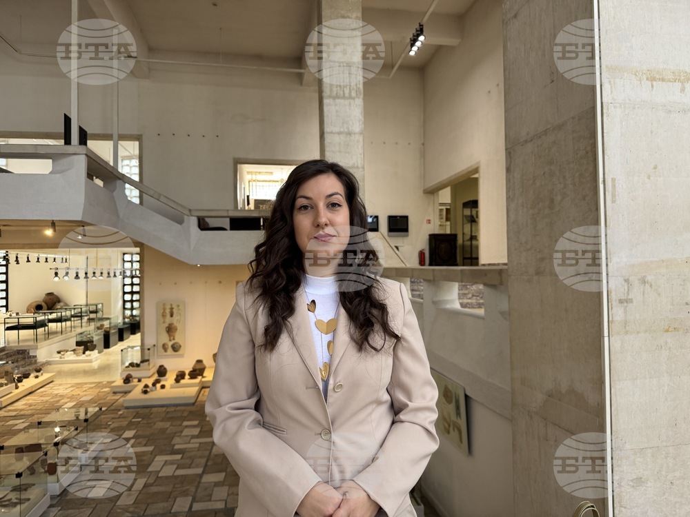 Младите трябва да научават повече за историята на регионите си, каза председателят на Младежкото тракийско дружество в Казанлък Ирина Альова